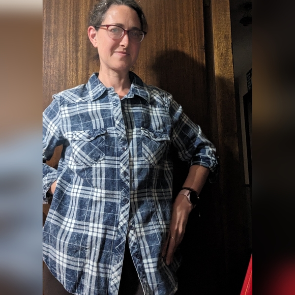 Warehouse One, ladies size 12 blue plaid button up shirt - Picture 12 of 14